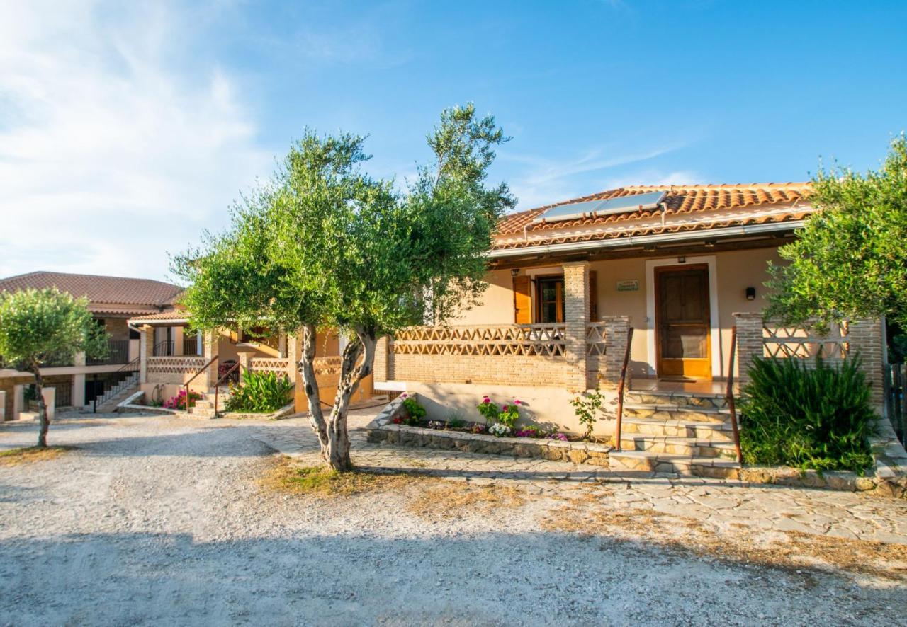 Aeolos Zante Villas With Heated Pool Vasilikí Exteriör bild